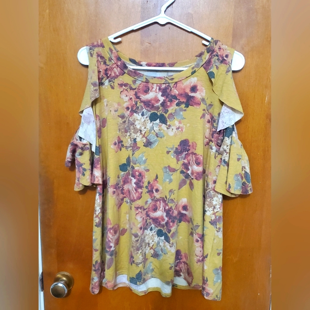 Jodifl floral cold should tee